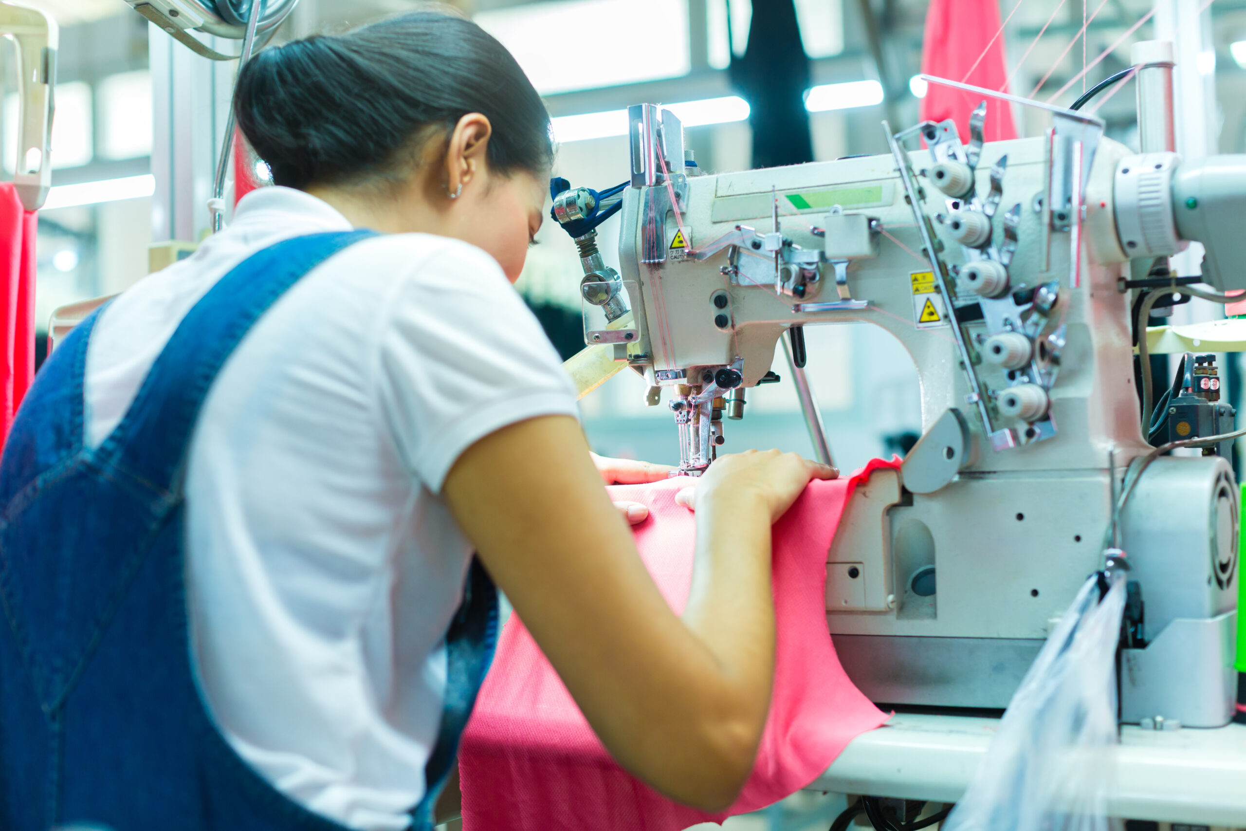 Custom Women’s Clothing Manufacturer China | Tuer Garment