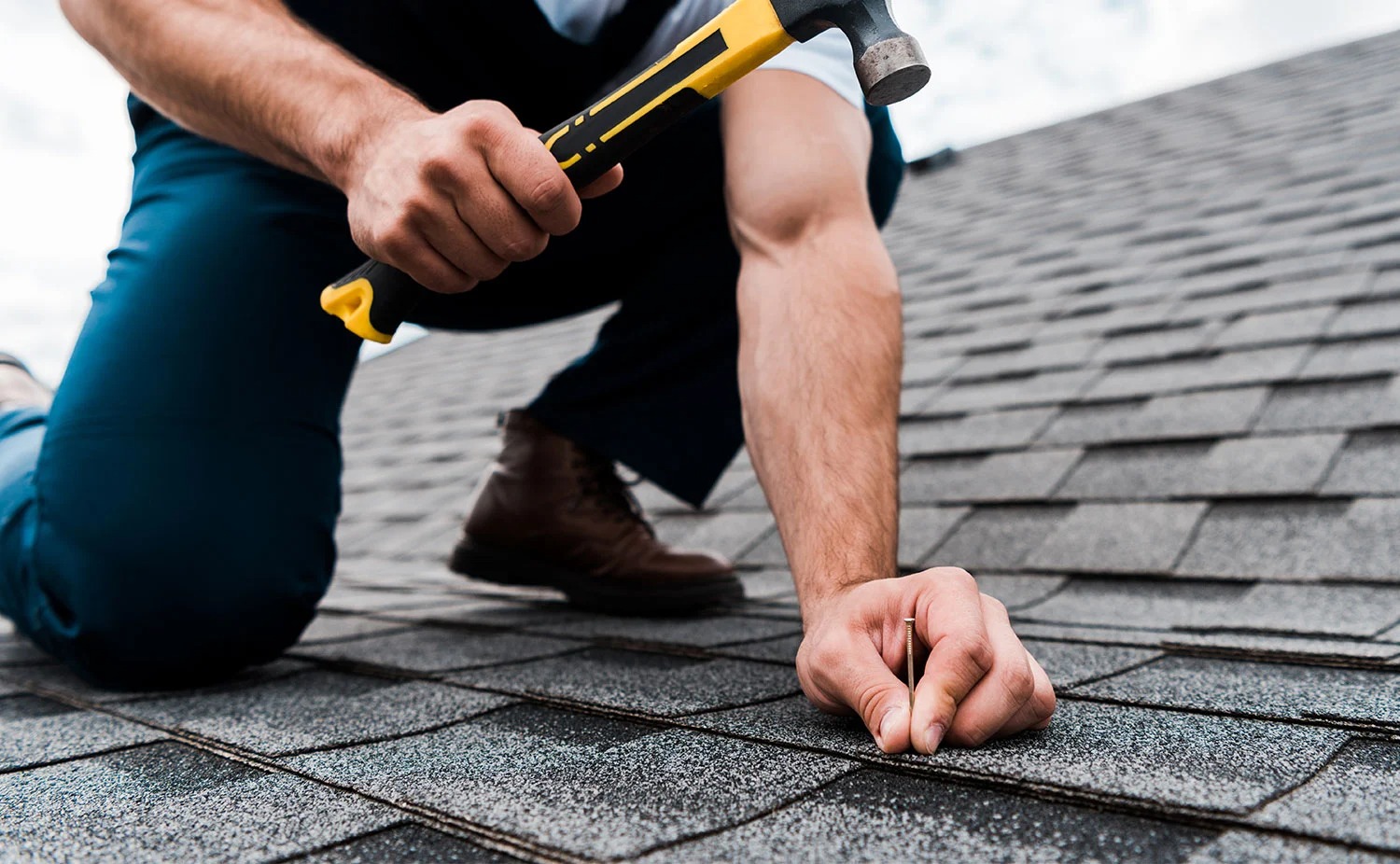 Expert Roofing Contractor for Long-Lasting Roofs