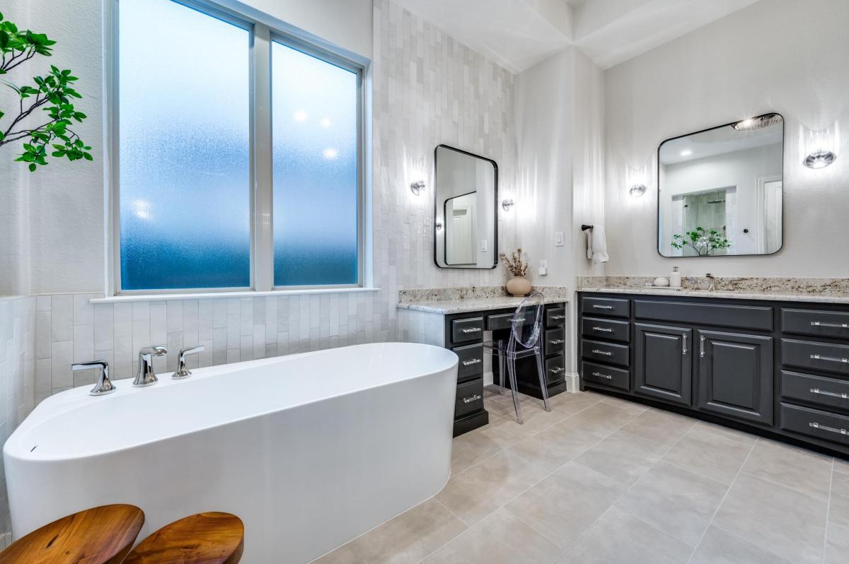 Professional Bathroom Remodeling Contractors Denver – Superior Construction