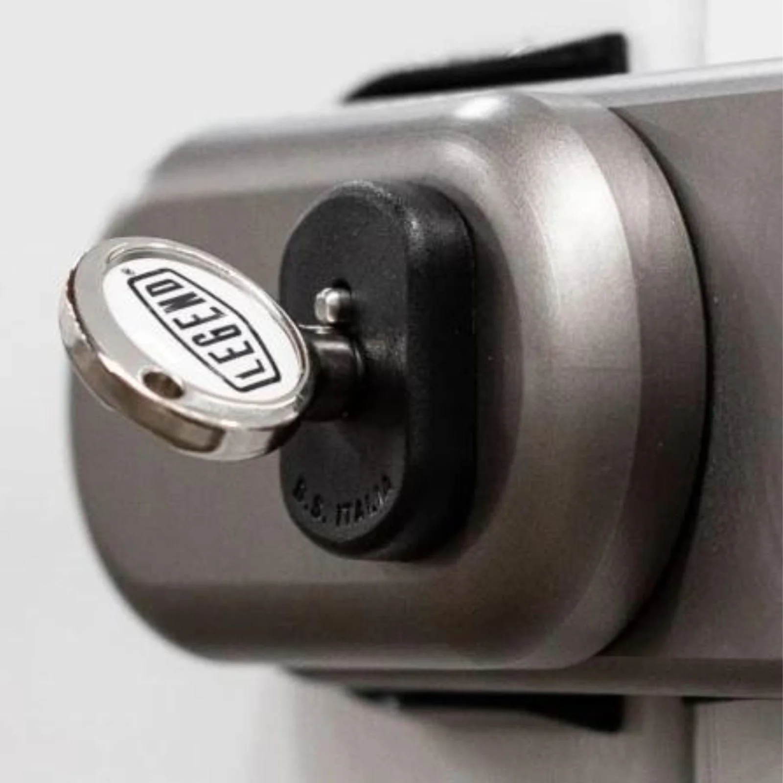 Le migliori serrature per furgoni: qualità e tecnologia Daken