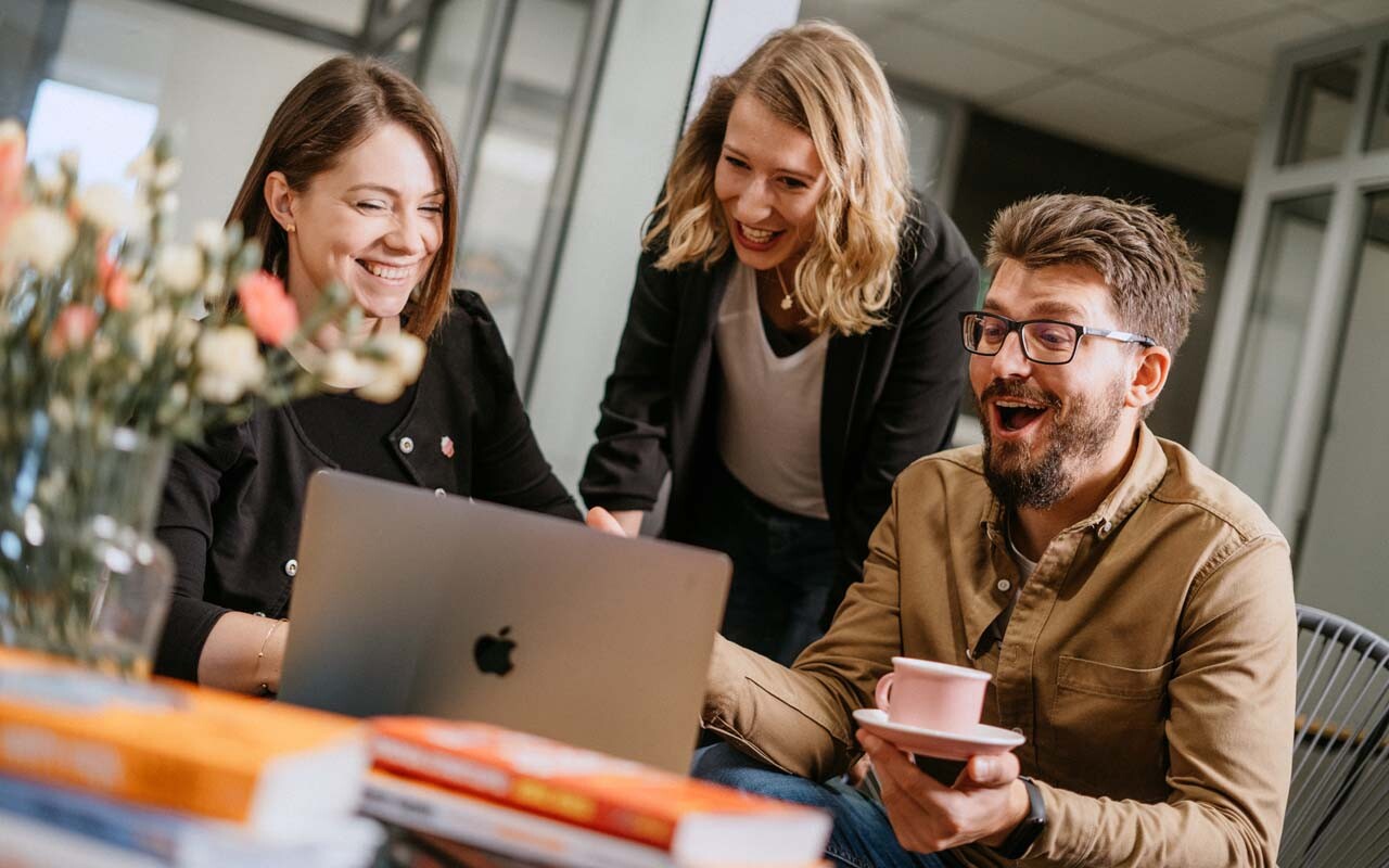 AliasCrypt: The Ultimate Secure Messaging App for Anonymous File Sharing and Chat