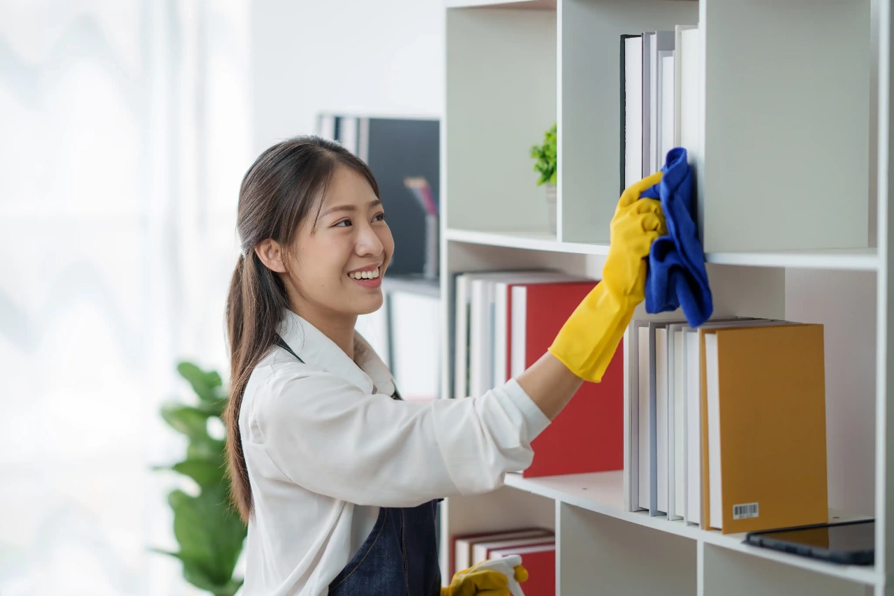 Office Cleaning Services Dubai Using Modern Equipment