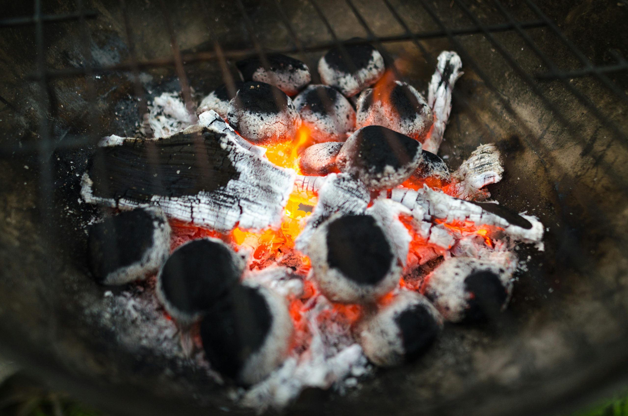 Bulk Charcoal Greece: Premium Fuel for Efficient Grilling